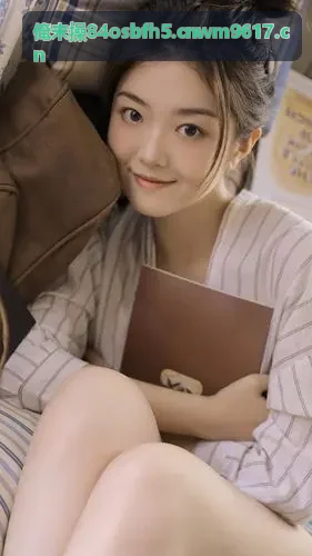 俺来操师傅为空调拆机清洗前做现场保护
